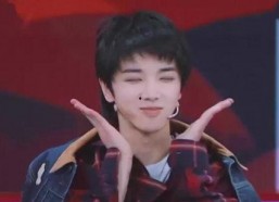 娱乐圈吃瓜爆料华晨宇