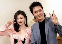 吃瓜明星娱乐八卦群下载,揭秘“吃瓜明星”娱乐八卦群幕后故事